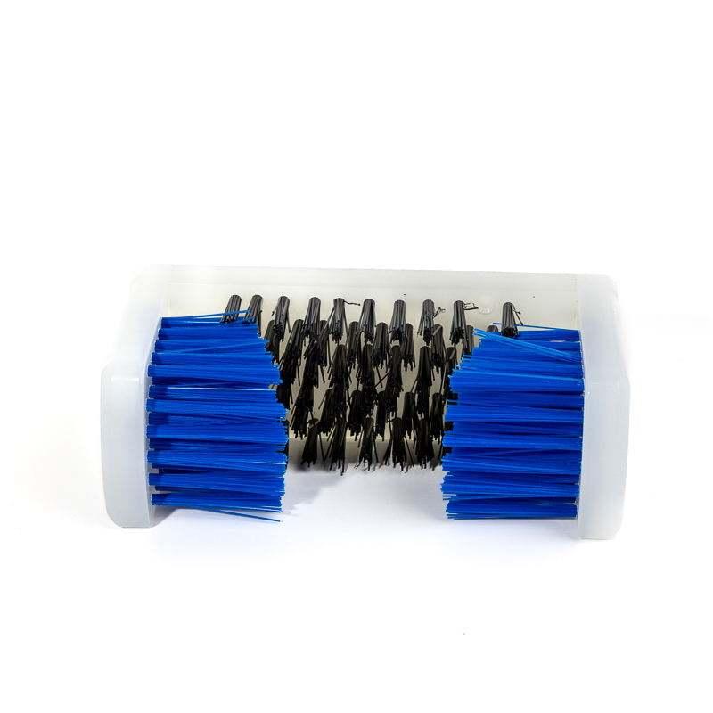 thumbnail image 2 of United Pacific Semi Truck Boot Brush – Black Refill/Replacement (90048-3) For Peterbilt, Kenworth, Freightliner 2 of 2